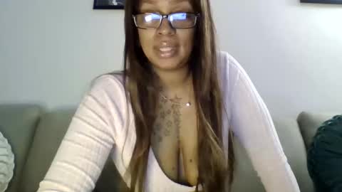 Tammygold online show from 11, 1, 2025