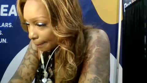 Snapshot of tammygold chatting on 26, 10, 2025 Tammygold online show from 26, 10, 2025