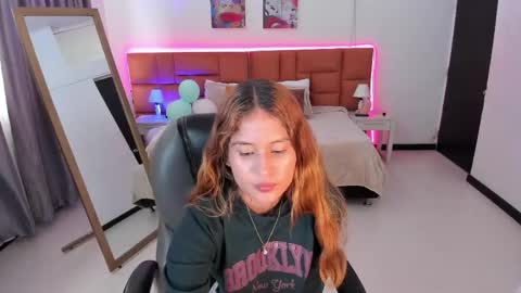 Snapshot of tamy_edwards chatting on 24, 4, 2026 Tamy online show from 24, 4, 2026