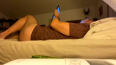 Dominique online show from 8, 1, 2025