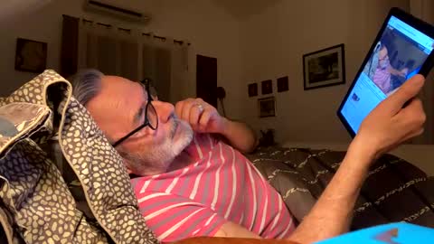 Dominique online show from 15, 1, 2025