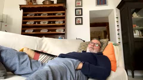 Dominique online show from 22, 1, 2025