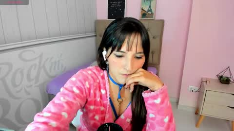 Snapshot of tania_duque chatting on 16, 9, 2025 Tania online show from 16, 9, 2025