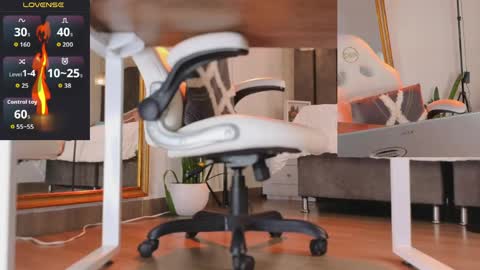 Tania Dias online show from 7, 4, 2026