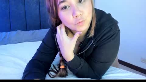 Snapshot of tara__ chatting on 30, 11, 2025 tara__ online show from 30, 11, 2025