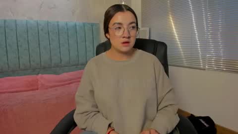 Tara  online show from 11, 2, 2026