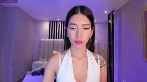 Snapshot of taralawrence chatting on 2, 12, 2025 Tara Lawrence online show from 2, 12, 2025