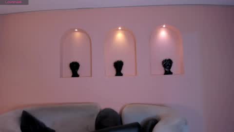 Tara Lawrence online show from 15, 3, 2026