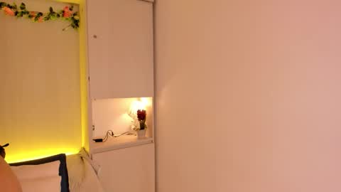  T A R A  online show from 20, 3, 2026