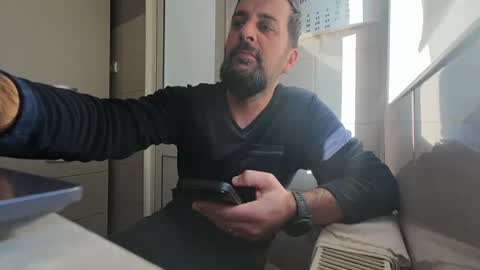 Snapshot of tarkan198 chatting on 11, 2, 2025 tarkan198 online show from 11, 2, 2025