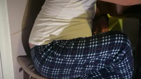 Snapshot of tarkan198 chatting on 2, 11, 2025 tarkan198 online show from 2, 11, 2025