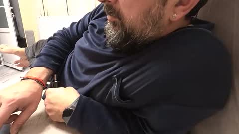 Snapshot of tarkan198 chatting on 13, 12, 2025 tarkan198 online show from 13, 12, 2025