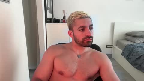 Snapshot of tarquit8 chatting on 21, 9, 2025 tarquit8 online show from 21, 9, 2025