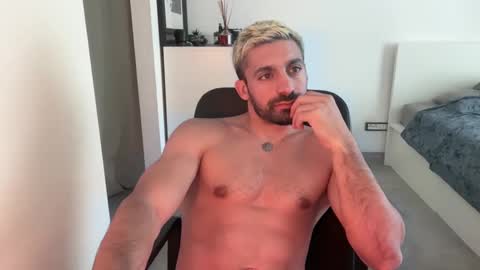 Snapshot of tarquit8 chatting on 28, 9, 2025 tarquit8 online show from 28, 9, 2025