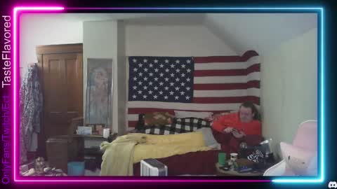 Snapshot of tasteflavored_femboy chatting on 26, 1, 2025 Taste online show from 26, 1, 2025