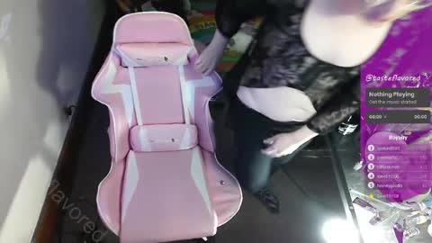 Snapshot of tasteflavored_femboy chatting on 11, 3, 2025 Taste online show from 11, 3, 2025