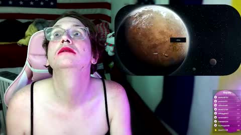 Snapshot of tasteflavored_femboy chatting on 9, 11, 2025 Taste online show from 9, 11, 2025