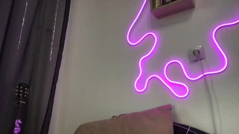 Snapshot of tasteithorny chatting on 1, 2, 2025 tasteithorny online show from 1, 2, 2025