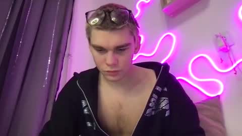 Snapshot of tasteithorny chatting on 13, 2, 2025 tasteithorny online show from 13, 2, 2025