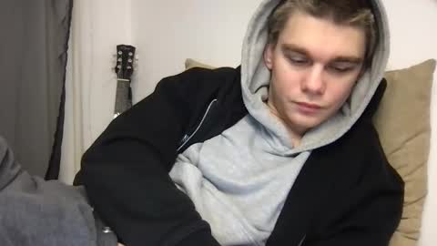 Snapshot of tasteithorny chatting on 18, 2, 2025 tasteithorny online show from 18, 2, 2025