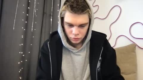 Snapshot of tasteithorny chatting on 1, 3, 2025 tasteithorny online show from 1, 3, 2025