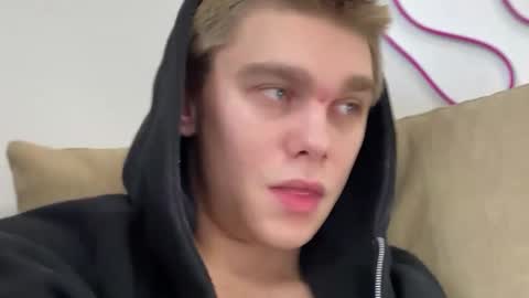 Snapshot of tasteithorny chatting on 10, 3, 2025 tasteithorny online show from 10, 3, 2025