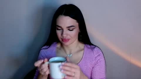 tasty_babyy online show from 14, 11, 2025