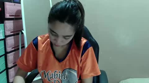 Snapshot of tastyhallie1 chatting on 27, 2, 2025 hallie online show from 27, 2, 2025