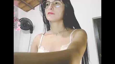 Snapshot of tata20_ chatting on 6, 11, 2025 tatabebe online show from 6, 11, 2025