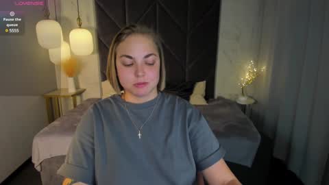 Snapshot of tataflower chatting on 6, 12, 2024 Tata online show from 6, 12, 2024