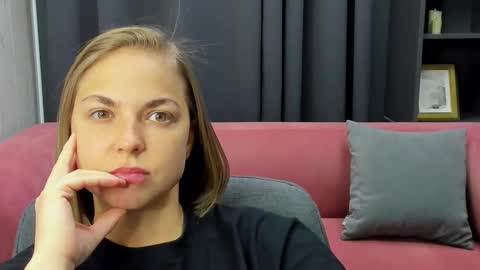 Snapshot of tataflower chatting on 18, 11, 2025 Tata online show from 18, 11, 2025