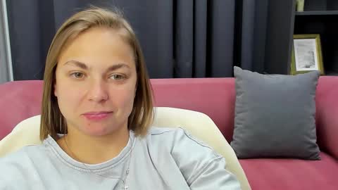 Snapshot of tataflower chatting on 24, 11, 2025 Tata online show from 24, 11, 2025