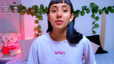 Snapshot of tati_cardenas chatting on 14, 10, 2025 AME online show from 14, 10, 2025