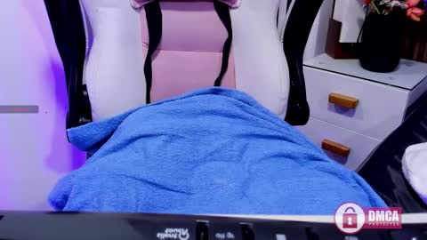 i am tatiana  online show from 9, 2, 2026