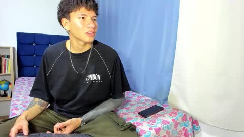 Snapshot of tatiiana_n_damiian chatting on 16, 11, 2025 Tatiiana n Damiian online show from 16, 11, 2025