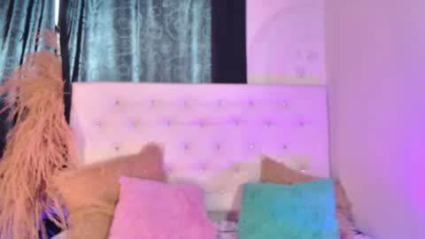 Snapshot of tatixxxvega chatting on 18, 5, 2026 tatix online show from 18, 5, 2026