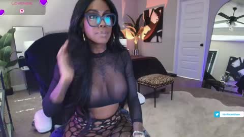 Snapshot of tatted_vixen chatting on 23, 3, 2026 Tatted Queen online show from 23, 3, 2026