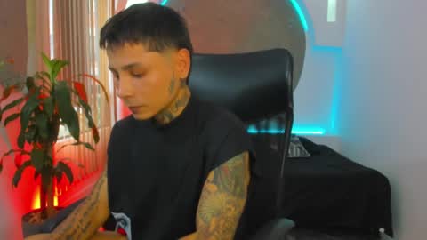 Snapshot of tattokoi chatting on 12, 2, 2025 tattokoi online show from 12, 2, 2025