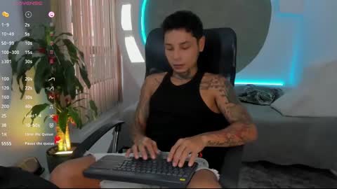 Snapshot of tattokoi chatting on 4, 3, 2025 tattokoi online show from 4, 3, 2025