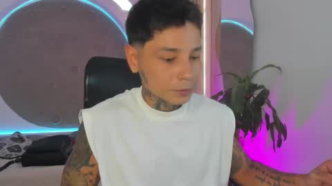 Snapshot of tattokoi chatting on 12, 3, 2025 tattokoi online show from 12, 3, 2025