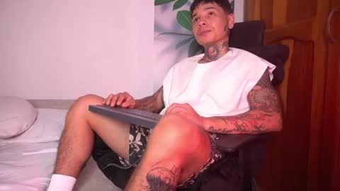 Snapshot of tattokoi chatting on 19, 9, 2025 tattokoi online show from 19, 9, 2025
