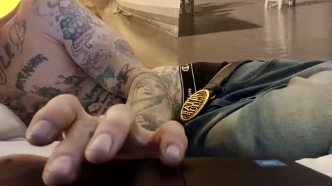 Snapshot of tattoo3333 chatting on 6, 11, 2025 tattoo3333 online show from 6, 11, 2025