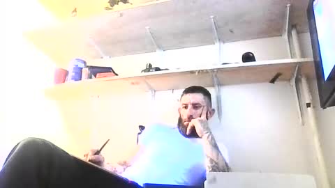 Snapshot of tattoo3333 chatting on 18, 11, 2025 tattoo3333 online show from 18, 11, 2025