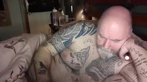 Tattooeddilf 01 online show from 28, 12, 2024