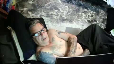 Snapshot of tatts4tits chatting on 9, 7, 2026 dave online show from 9, 7, 2026