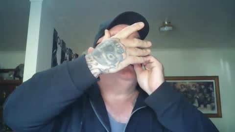 Snapshot of tattzsexy chatting on 18, 11, 2025 tattzsexy online show from 18, 11, 2025