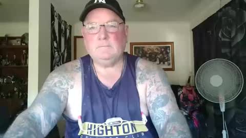 tattzsexy online show from 6, 3, 2026