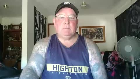 tattzsexy online show from 10, 3, 2026