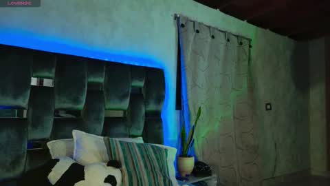 Snapshot of taurito___ chatting on 4, 11, 2025 taurito___ online show from 4, 11, 2025