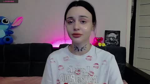 Snapshot of tayaavis chatting on 17, 12, 2024 Taya online show from 17, 12, 2024